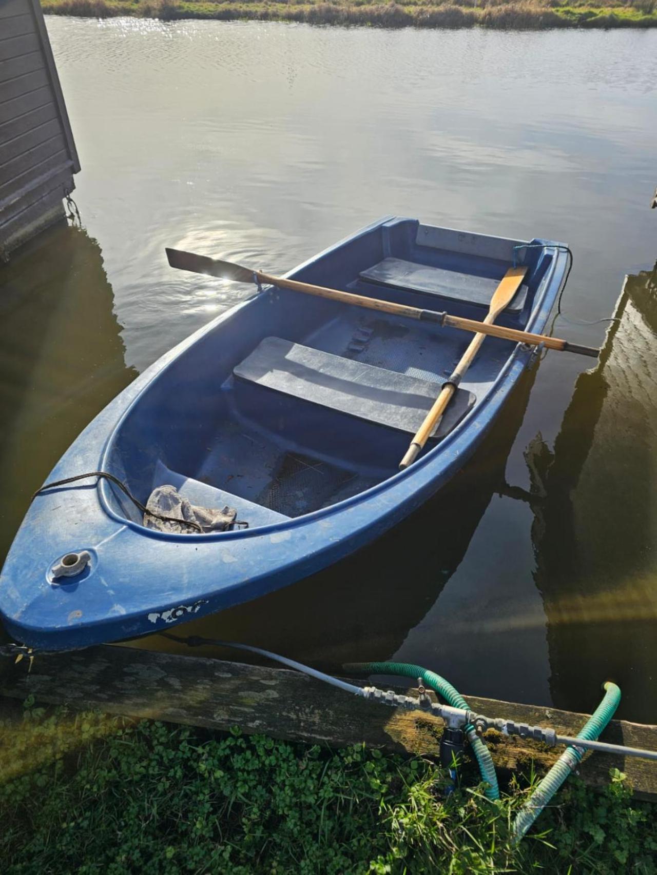 Hickling Broads Lodge Houseboat Stalham Eksteriør billede